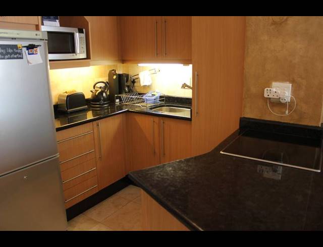 0 BEDROOM PROPERTY TO RENT IN ORANJEZICHT